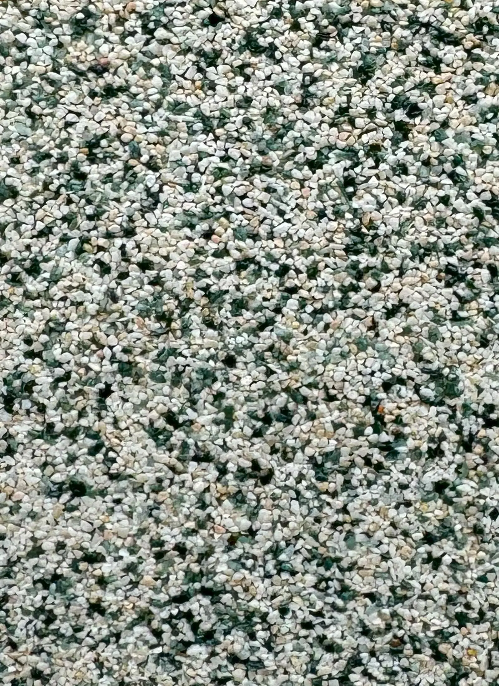 635