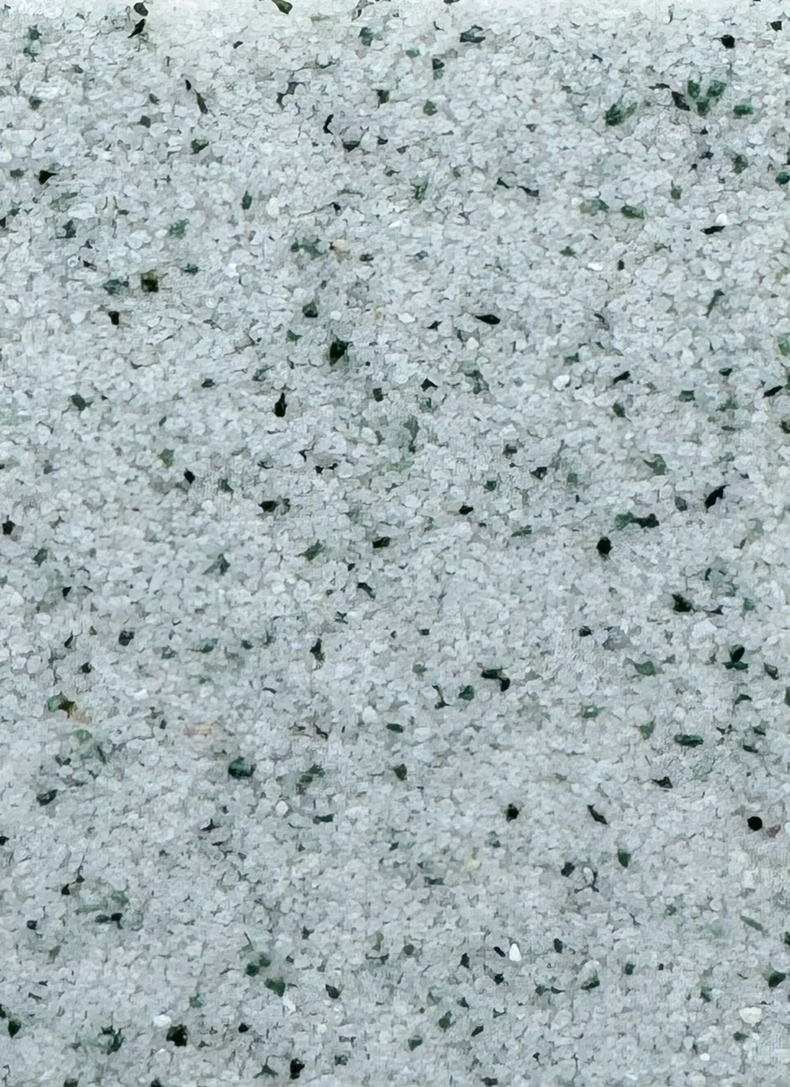 640