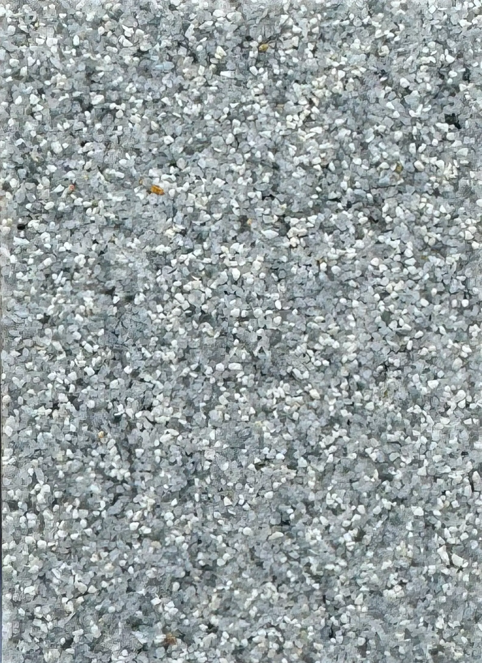 648
